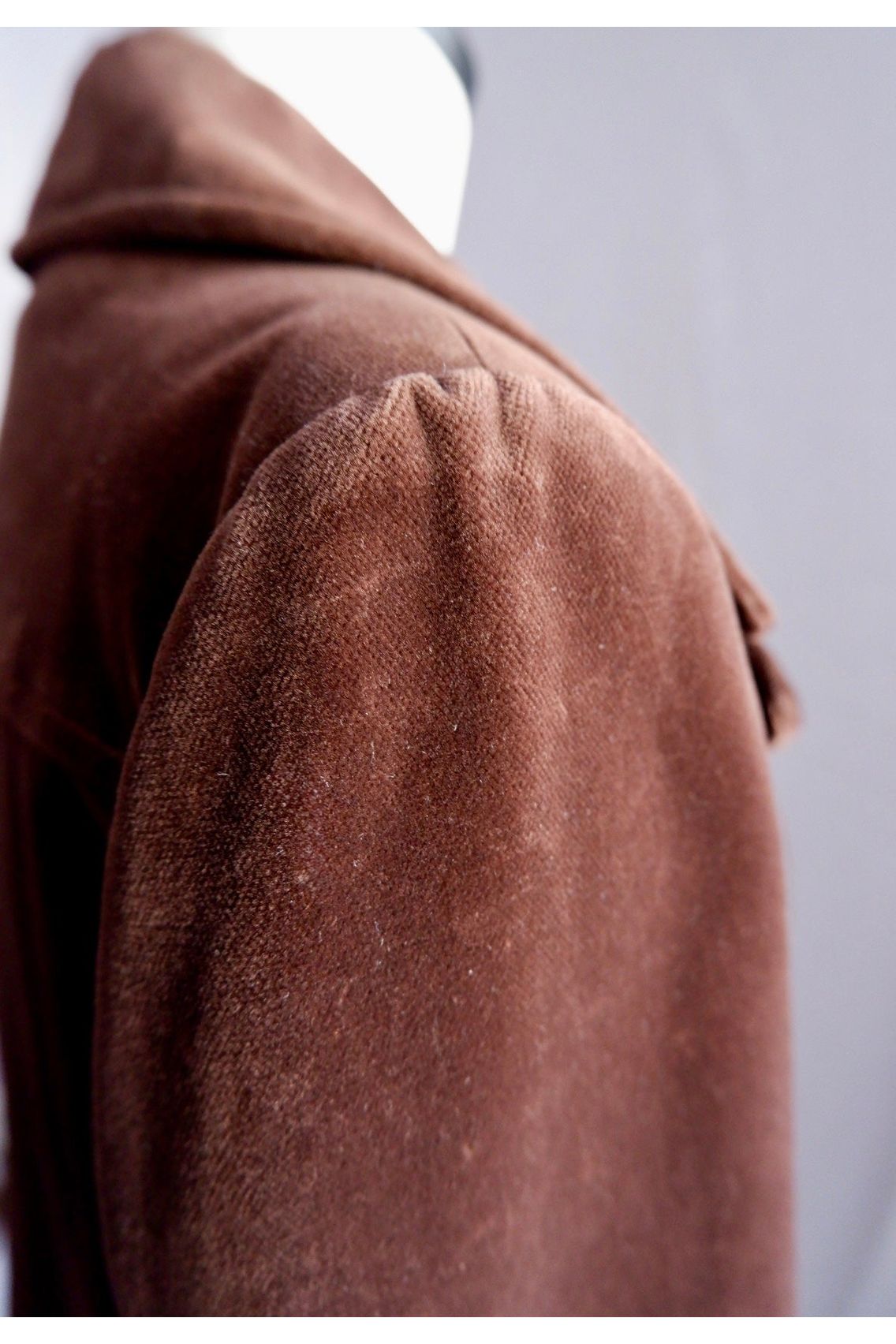 1970s Chocolate Brown Double-Breasted Velvet Coat – Worn-In Elegance M/L