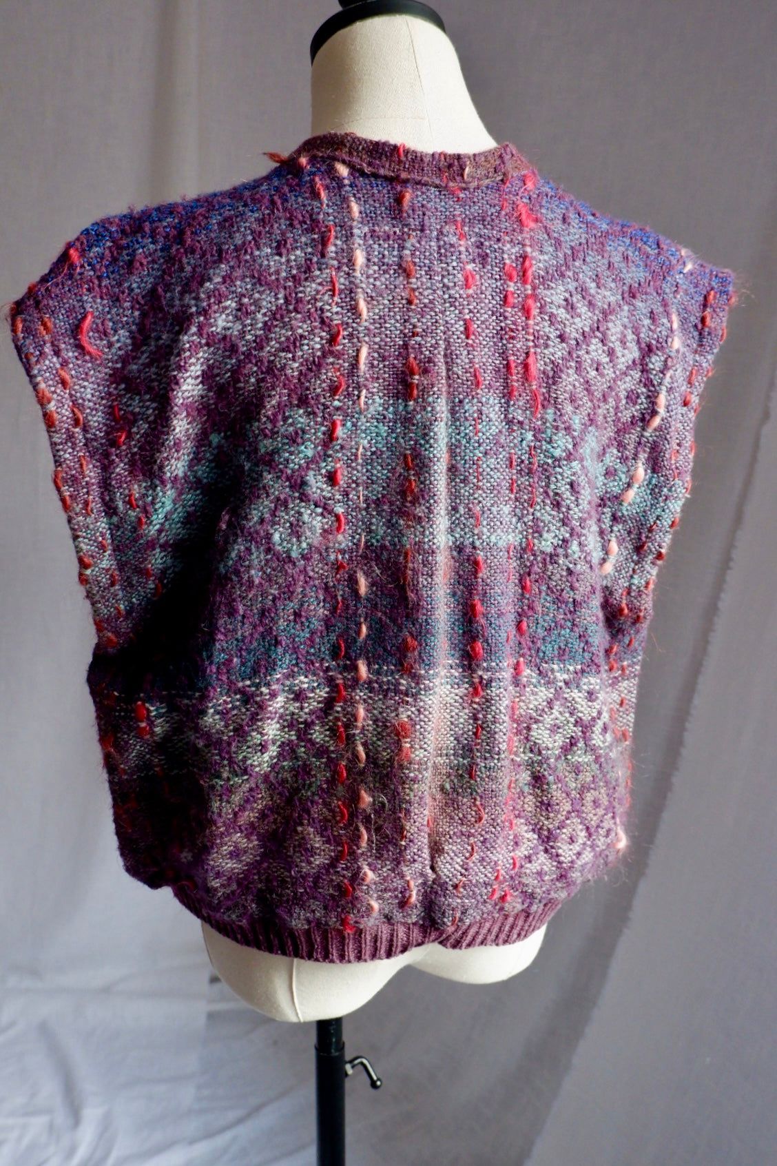 Maggie Doyle Hand Knit Absolutely Adorable Vest M/L