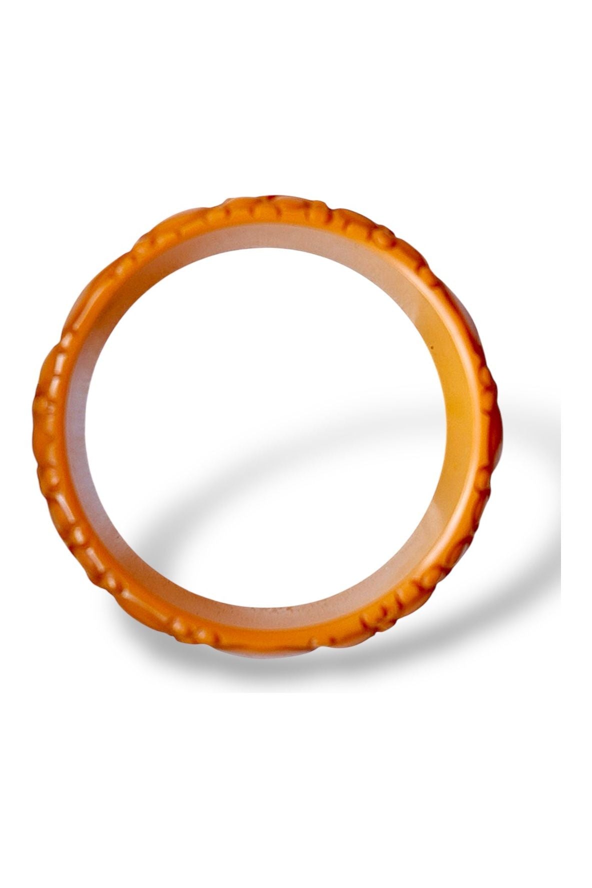 Vintage Carved Bakelite Bangle – Butterscotch Bubble Motif