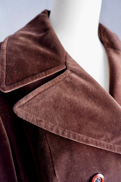 1970s Chocolate Brown Double-Breasted Velvet Coat – Worn-In Elegance M/L