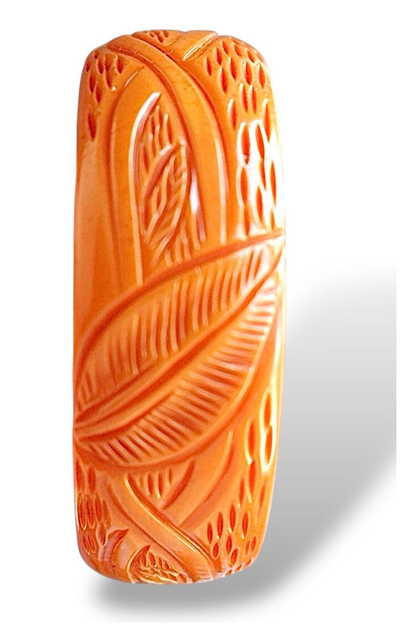 Vintage Carved Bakelite Bangle – Leaf & Vine Motif