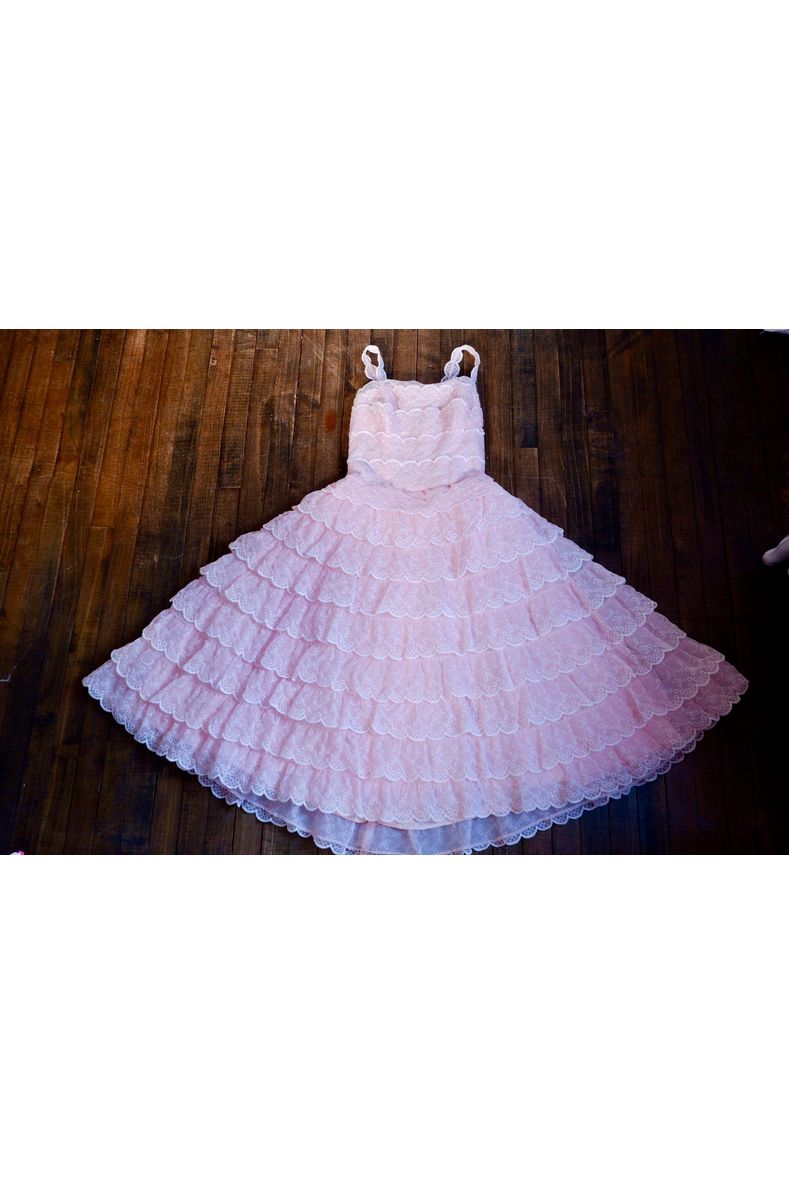 1950s Pink Lace Cupcake Dress – Tiered Ruffles & Romance