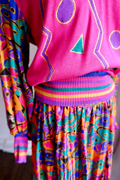 1980s Vintage Jaymee Papell Colorful Abstract Skirt and Sweater Set S/M