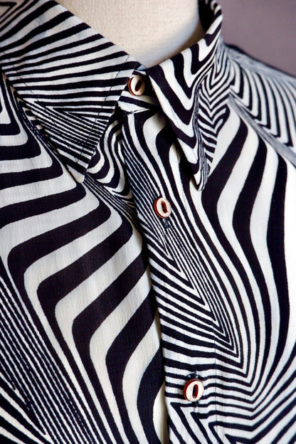 1980s Vintage Yashi Yamamuri Optical Illusion Button-Up Shirt