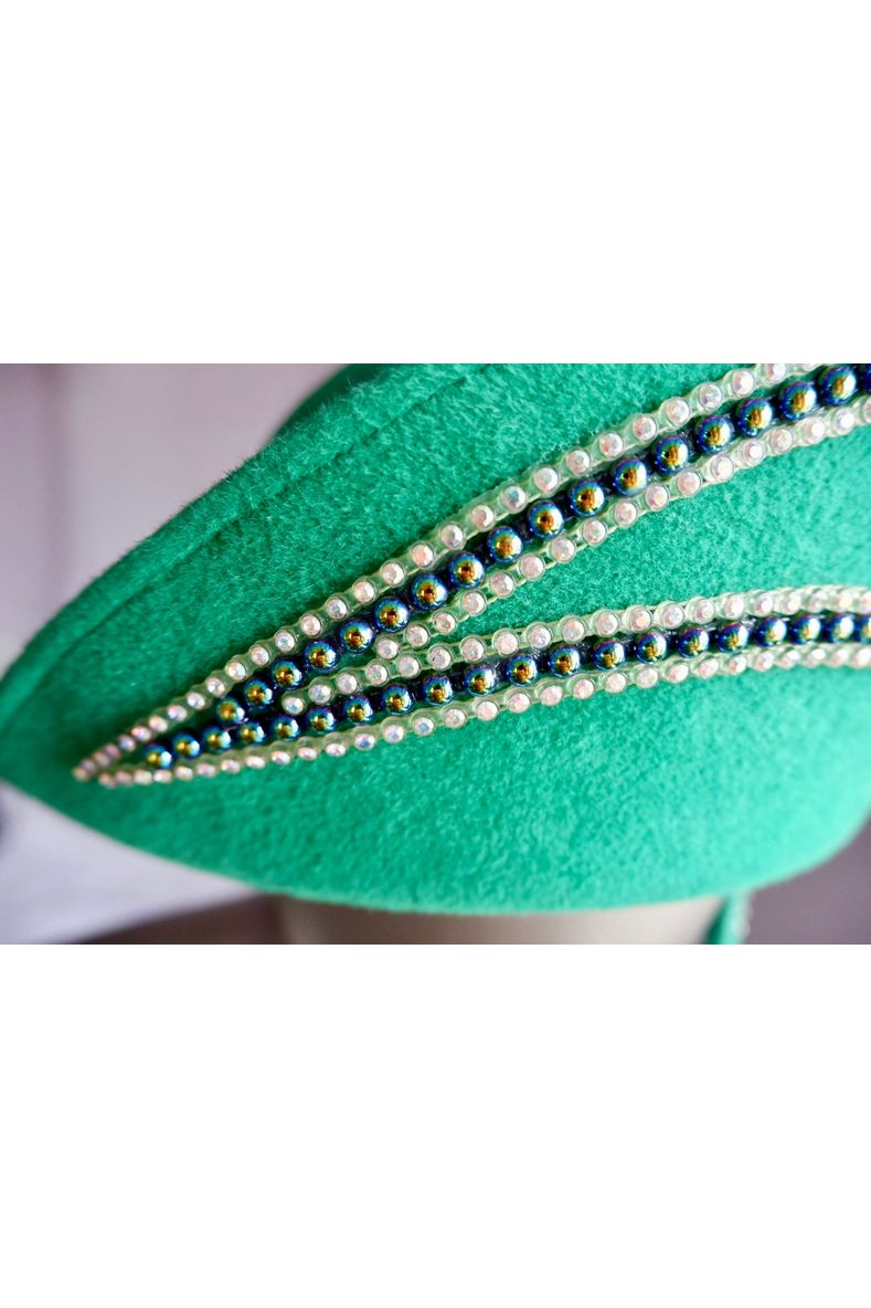 Vintage Jack McConnell Kelly Green Sculptural Wool Hat with Rhinestone Sunburst Detail