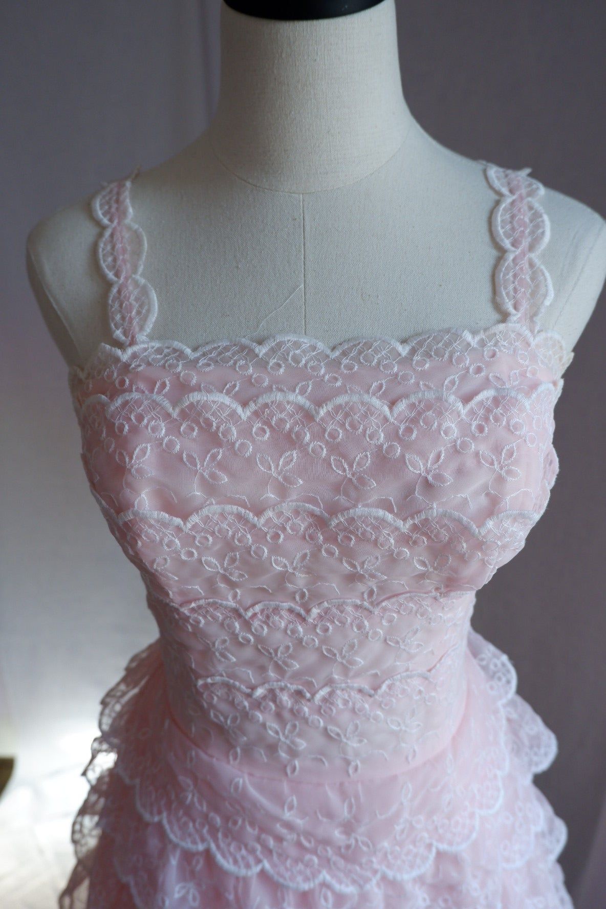 1950s Pink Lace Cupcake Dress – Tiered Ruffles & Romance