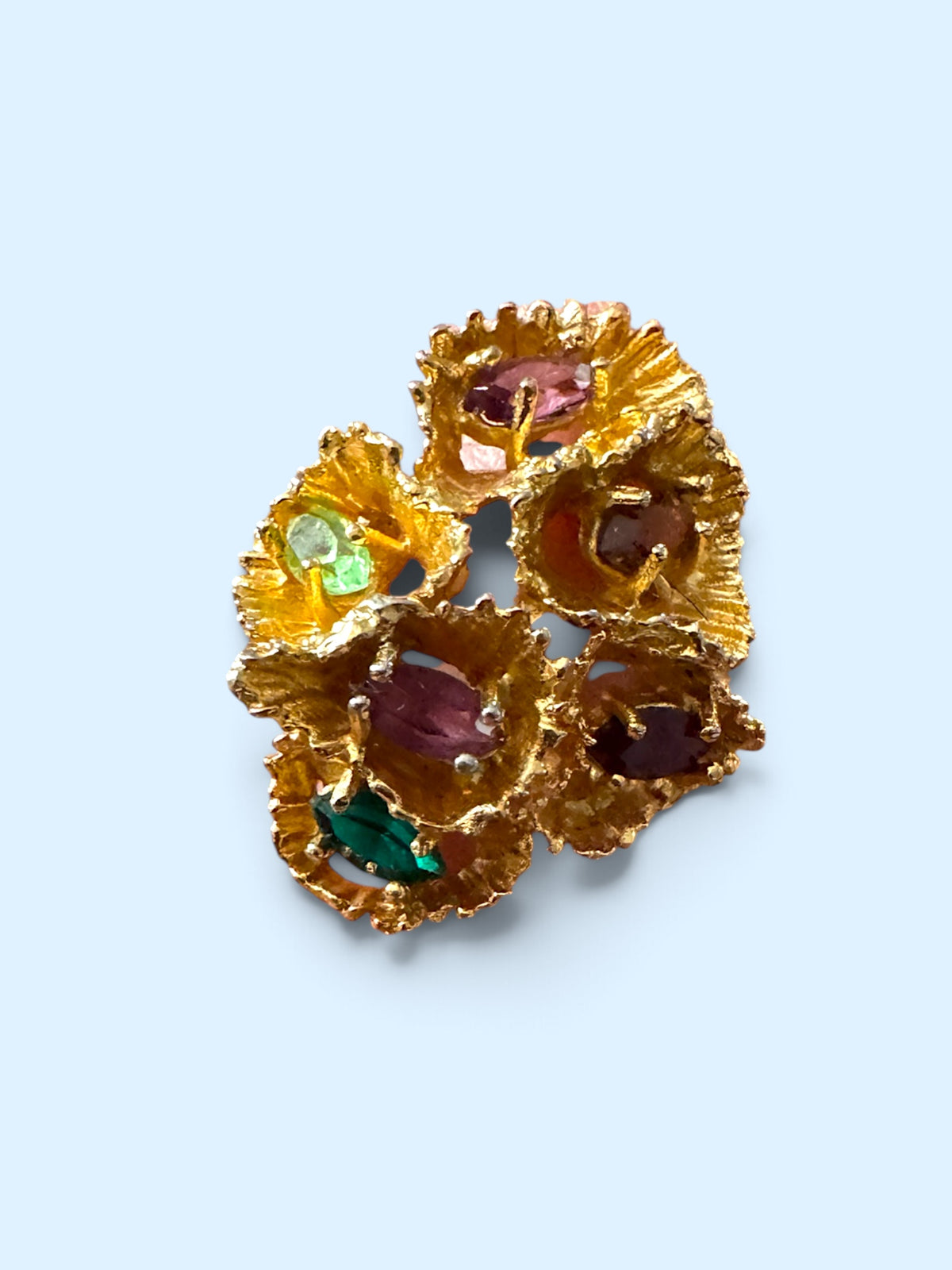 Top view of vintage ESPO brutalist ring showing six ruffled gold flowers set with multicolor stones